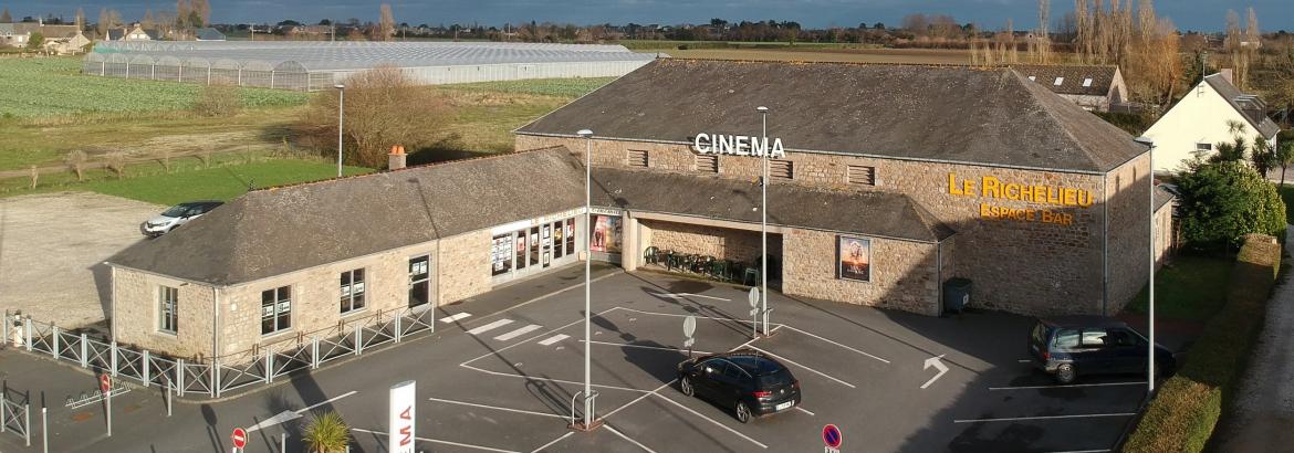 Cinéma Le Richelieu à Réville Cinéma Le Richelieu à Réville